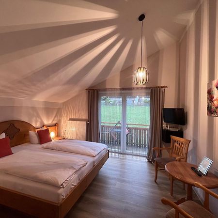 Hotel Fischer Am See Фюссен Экстерьер фото