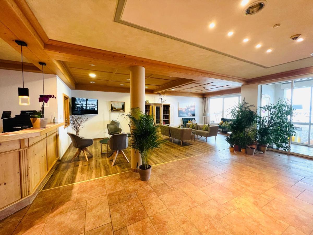 Hotel Fischer Am See Фюссен Экстерьер фото