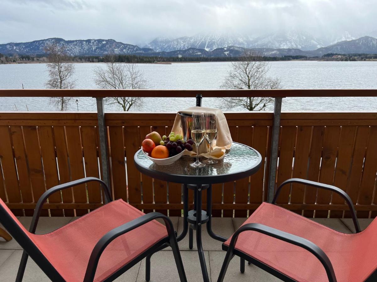 Hotel Fischer Am See Фюссен Экстерьер фото