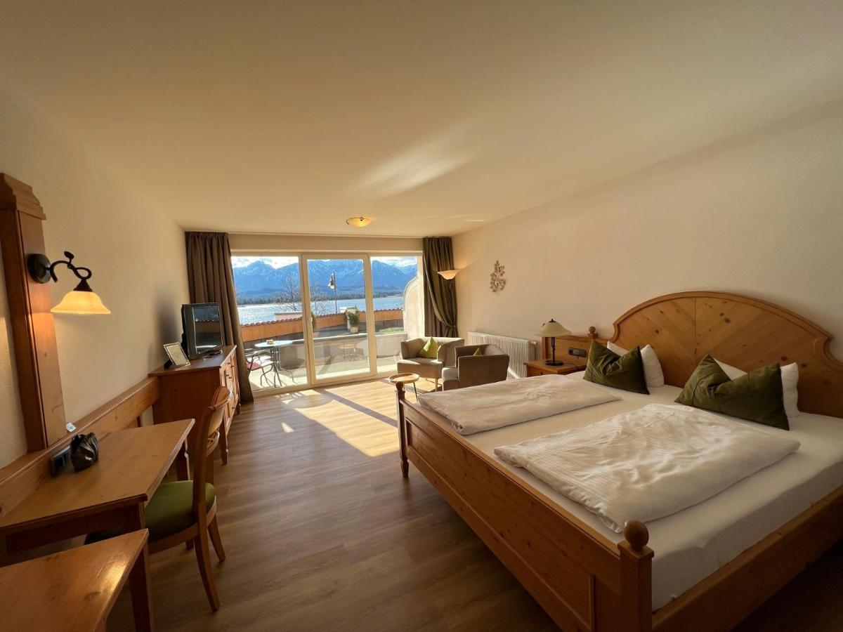 Hotel Fischer Am See Фюссен Экстерьер фото