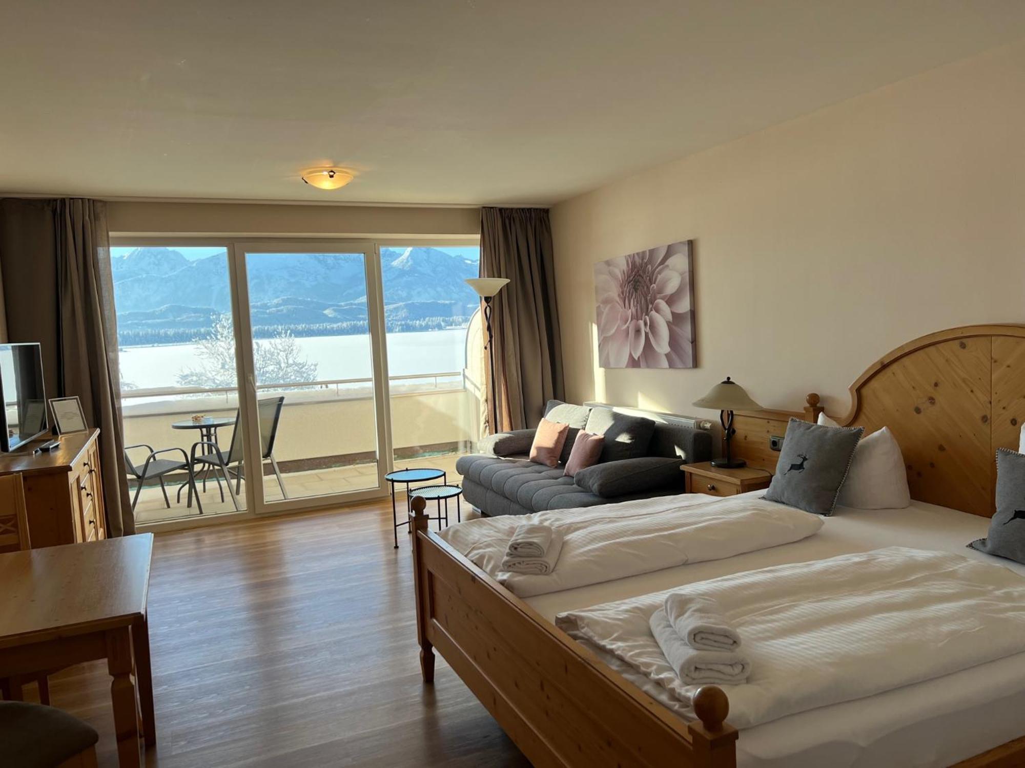Hotel Fischer Am See Фюссен Экстерьер фото