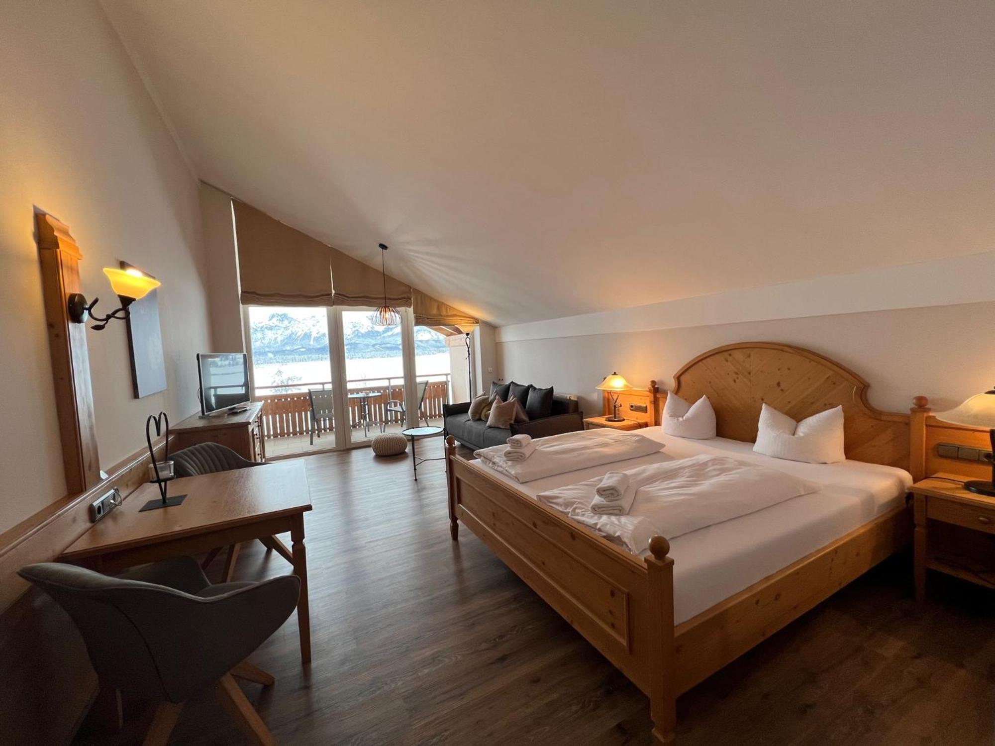 Hotel Fischer Am See Фюссен Экстерьер фото