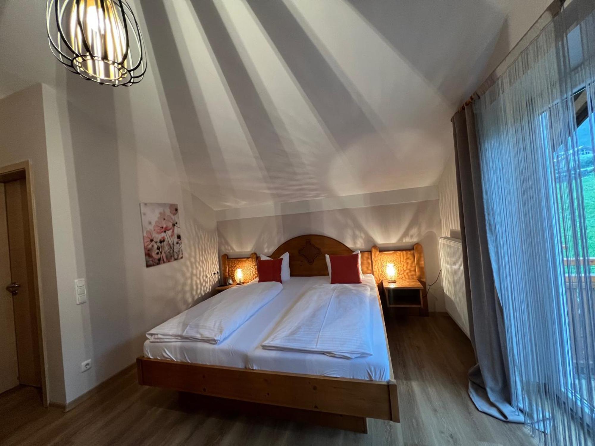 Hotel Fischer Am See Фюссен Экстерьер фото